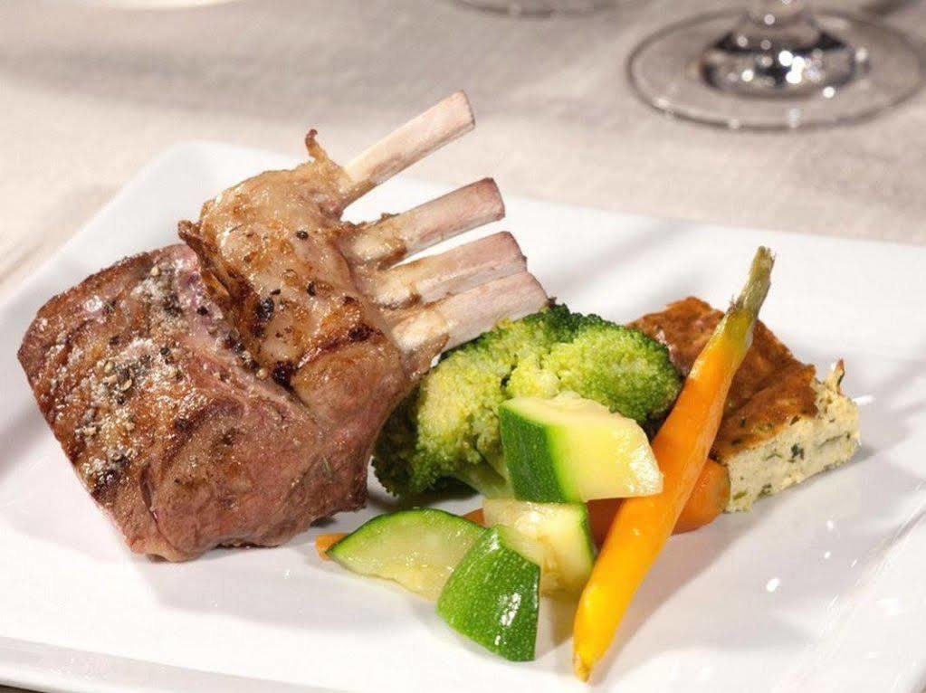 Logis Hotel Restaurant Des Voyageurs 르말쥬빌 외부 사진